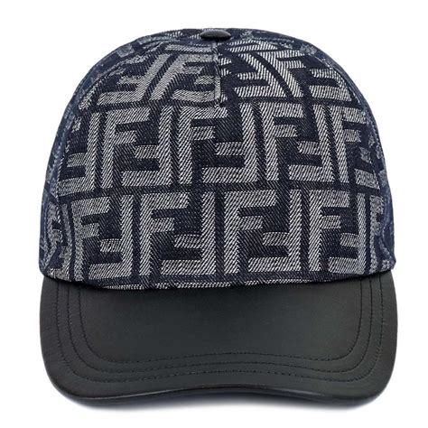 cappelli fendi uomo